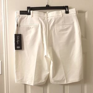 *Brand New* Men's Golf Plain Front 34 Inch White Shorts